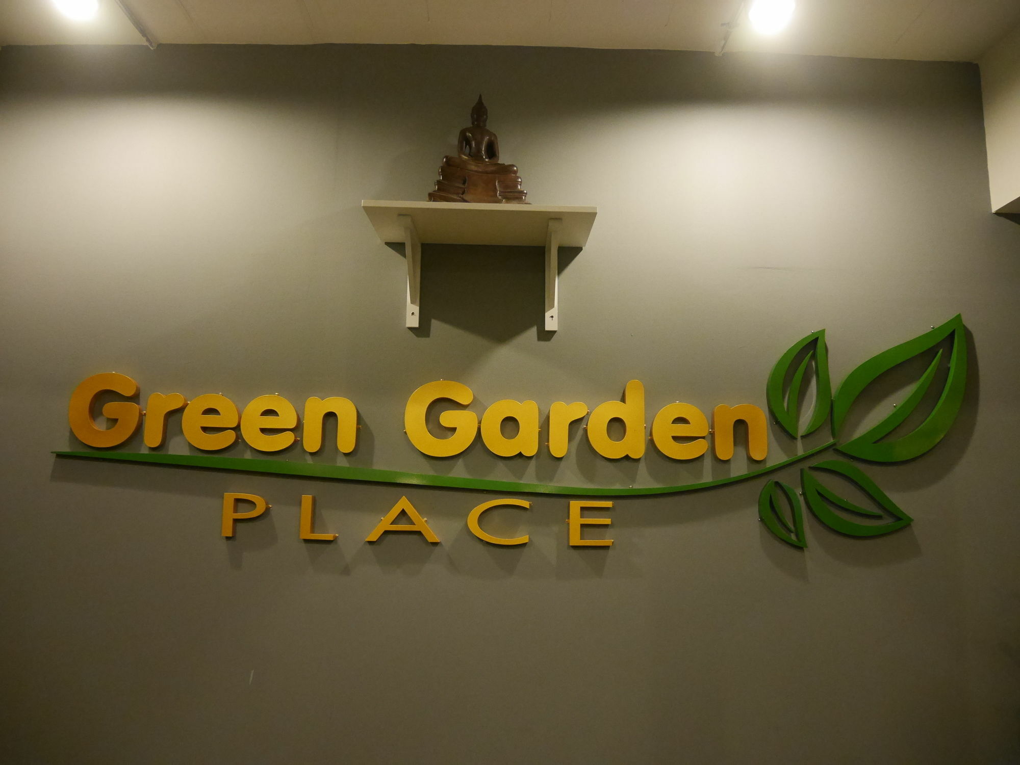 Green Garden Place Удон-Тхани Экстерьер фото